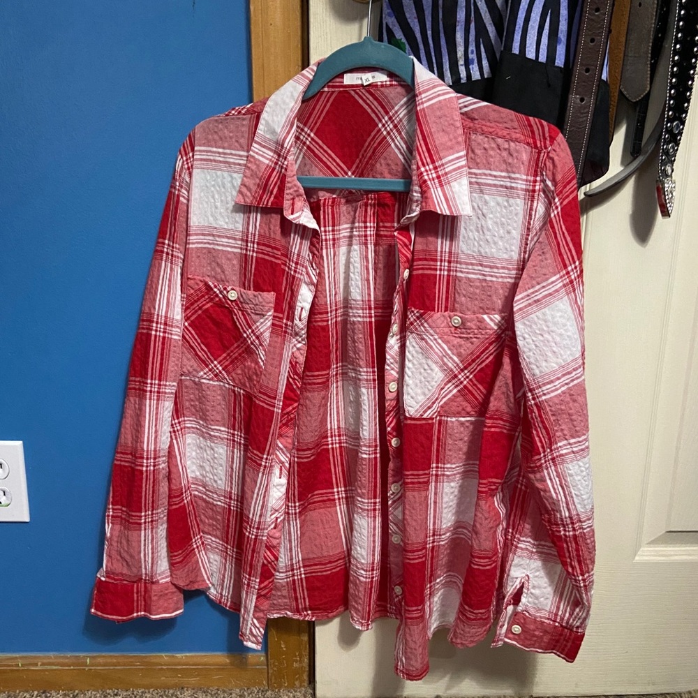 Maurices Red and white plaid flannel shirt (XL)